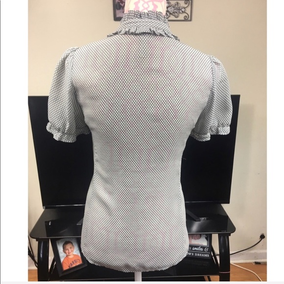 Fossil ruffled button down blouse - Picture 4 of 4